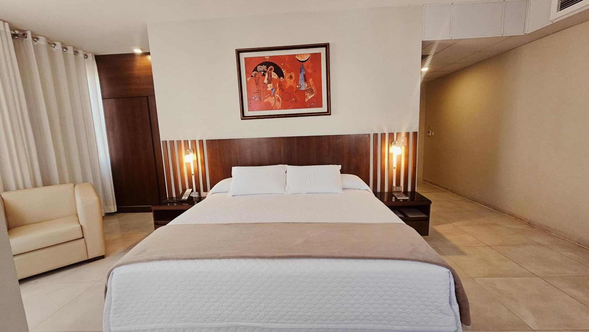 Hotel Maywa Santa Cruz de La Sierra Ngoại thất bức ảnh